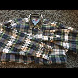 Medium Tommy Hilfiger LS Shirt Medium